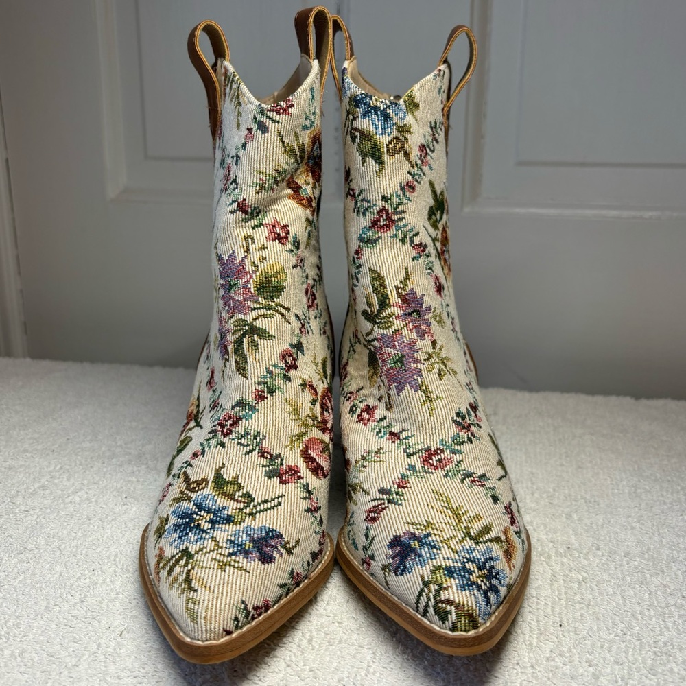 Altar'd State Floral Embroidered Western Ankle Boots Tapestry Cowboy Booties - Picture 3 of 10
